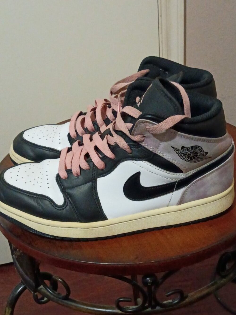 Size 8.5- Nike Air Jordan 1 Mid Sec ”Zen Master “ Men’s Leather Basketball Shoes - Picture 8 of 13